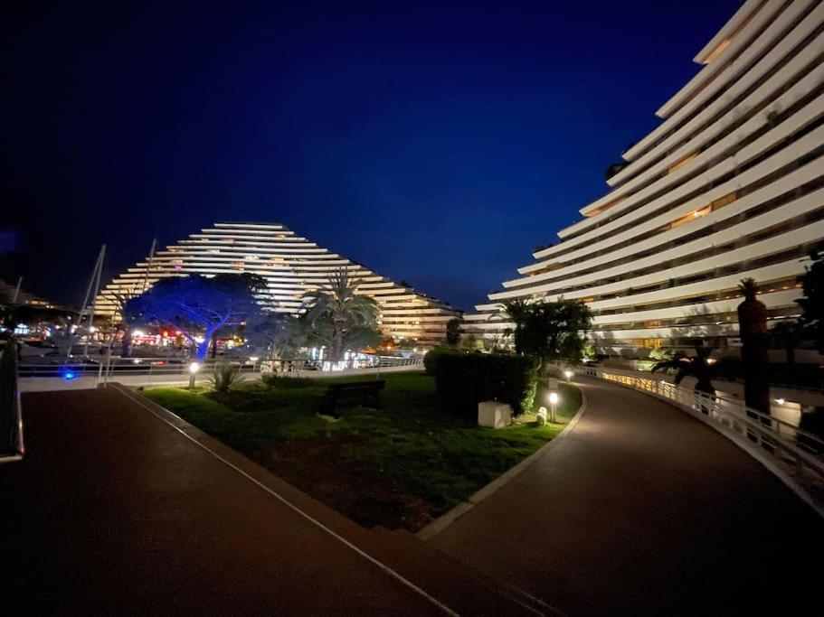 Studio A 2 Pas De La Plage Villeneuve-Loubet Exterior foto